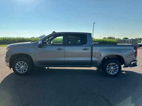 Used 2024 Chevrolet Silverado 1500 LT AWD/4WD image 35