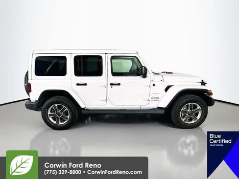 Used 2019 Jeep Wrangler Unlimited Sahara AWD/4WD image 11