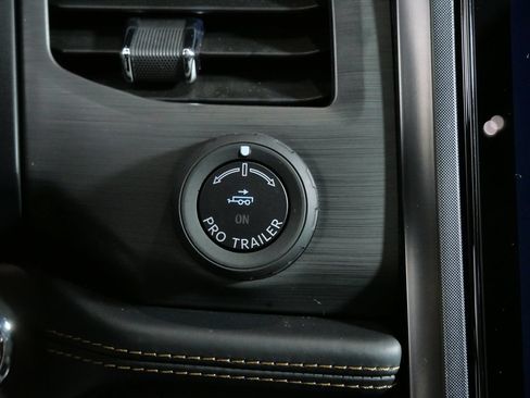 Used 2023 Ford Expedition Platinum AWD/4WD image 20
