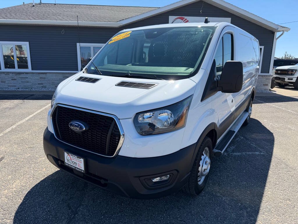 Used 2024 Ford Transit 250 Low Roof AWD w/ Exterior Upgrade Package image 9