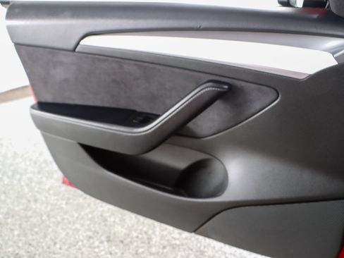 Used 2021 Tesla Model 3 Standard Range Plus image 19