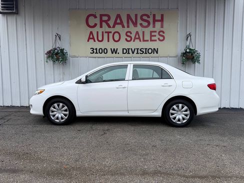Used 2010 Toyota Corolla LE w/ LE EVP Pkg #1 FWD image 6