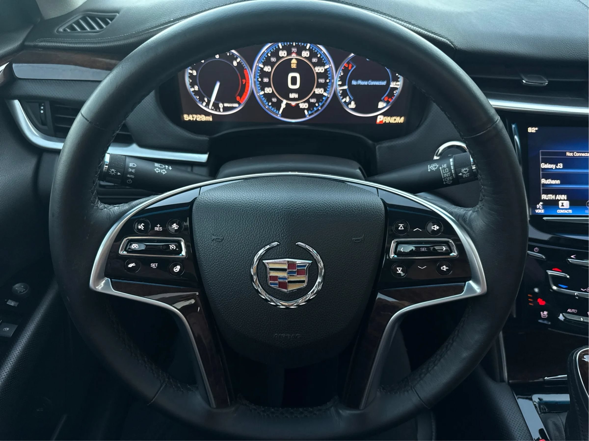 Used 2013 Cadillac XTS Premium FWD image 35