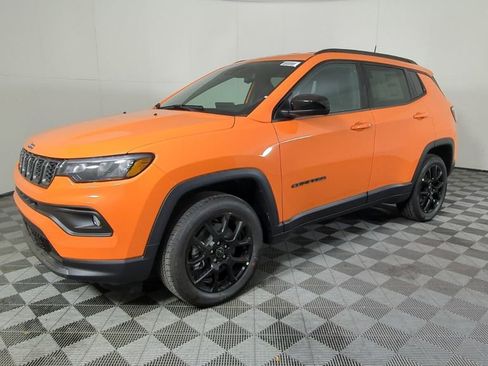 New 2026 Jeep Compass Latitude image 9