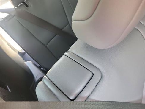 Certified 2026 Toyota Highlander XLE AWD/4WD image 38