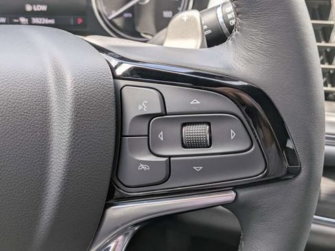 Used 2023 Buick Enclave Essence w/ Sport Touring Edition FWD image 25