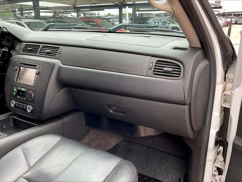 Used 2011 Chevrolet Silverado 1500 LTZ w/ LTZ Plus Package AWD/4WD image 17
