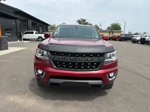 Used 2019 Chevrolet Colorado Z71 AWD/4WD image 2