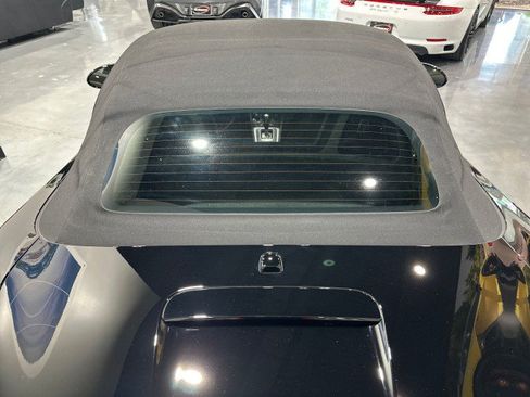 Used 2018 Porsche 718 Boxster RWD image 47