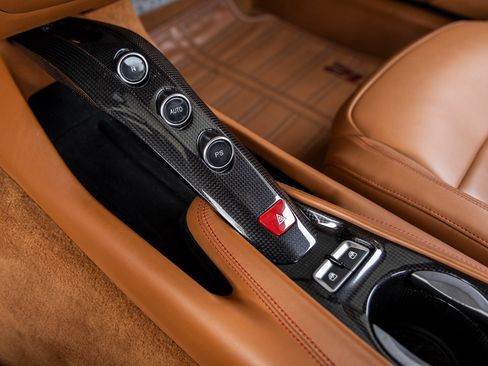 Used 2014 Ferrari F12 Berlinetta image 30