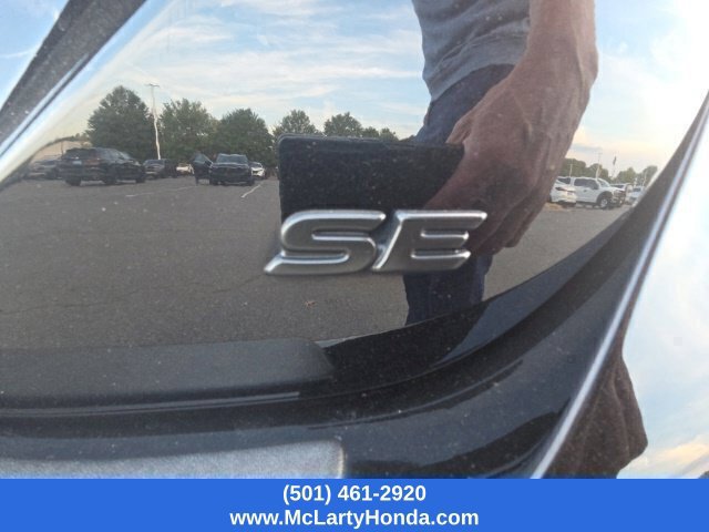 Used 2023 Toyota Camry SE FWD image 7