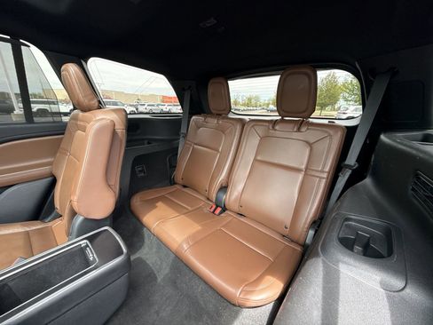 Used 2020 Lincoln Aviator Reserve w/ Equipment Group 202A AWD/4WD image 26