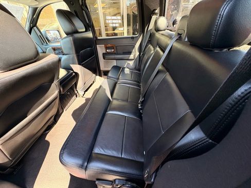 Used 2004 Ford F150 Lariat image 14