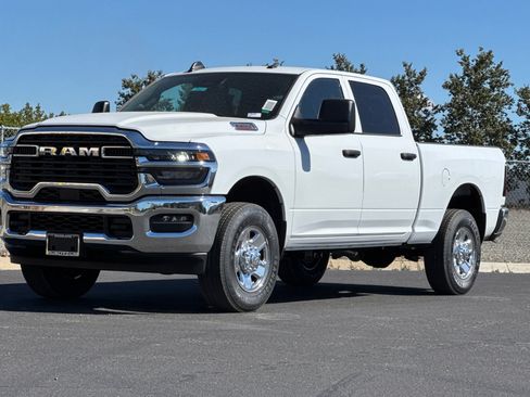 New 2026 RAM 3500 Tradesman w/ Chrome Appearance Group A AWD/4WD image 7