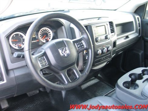 Used 2017 RAM 1500 Tradesman w/ Cold Weather Group AWD/4WD image 2