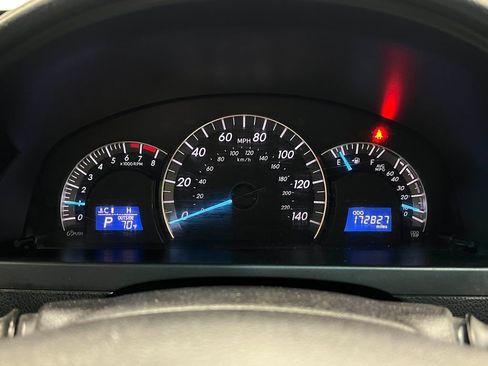 Used 2014 Toyota Camry SE image 21