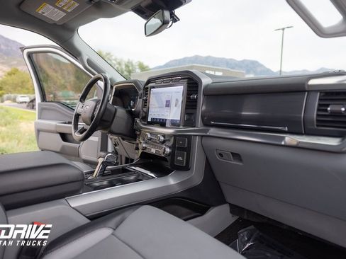 Used 2023 Ford F150 Lariat w/ Equipment Group 502A High image 17