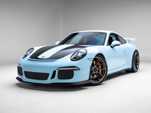 Used 2015 Porsche 911 GT3 w/ Sound Package Plus image 19
