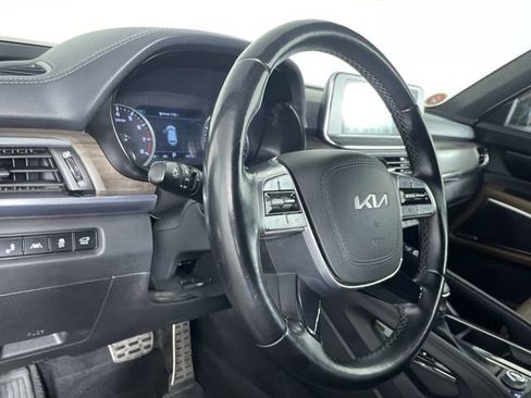 Used 2022 Kia Telluride SX w/ SX Prestige Package image 30