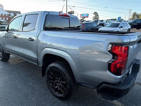 New 2026 Chevrolet Colorado W/T w/ WT Custom Package RWD image 10