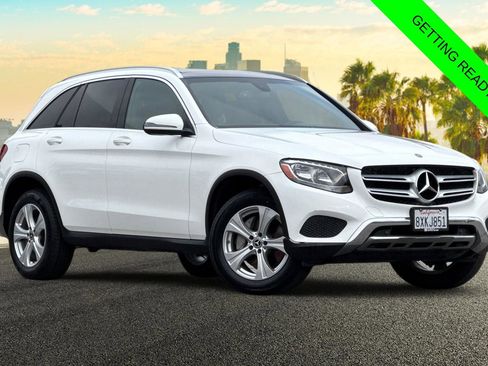 Used 2018 Mercedes-Benz GLC 300 image 2