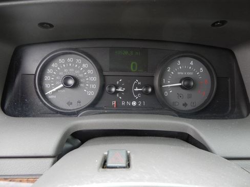 Used 2008 Mercury Grand Marquis LS image 39