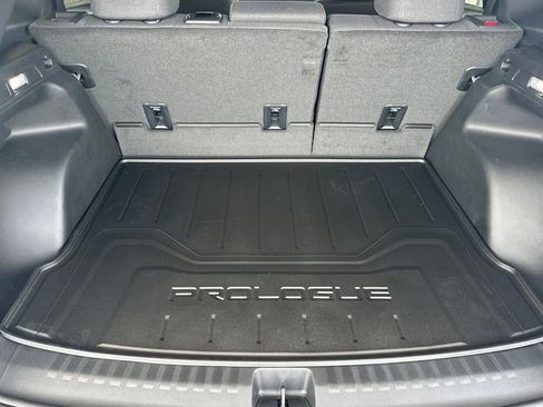 New 2026 Honda Prologue EX image 17