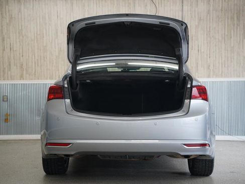 Used 2015 Acura TLX V6 w/ Advance Package FWD image 39