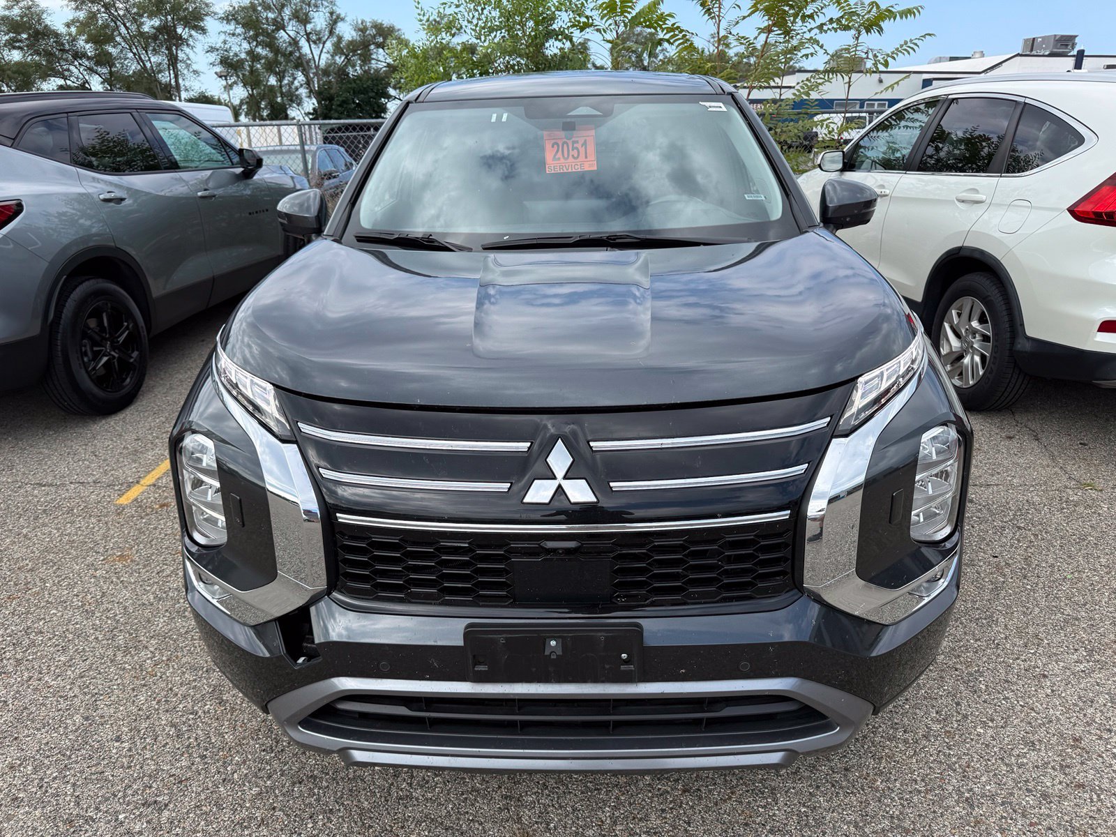 Used 2025 Mitsubishi Outlander SE AWD/4WD image 6