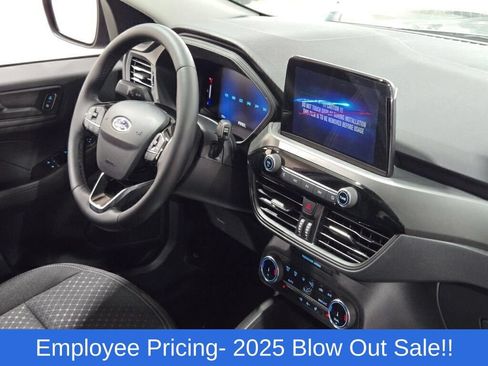New 2025 Ford Escape Active w/ Cold Weather Package FWD image 8