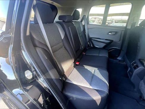 Certified 2023 Nissan Rogue SV image 20