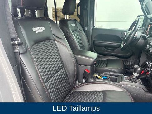 Used 2020 Jeep Gladiator Rubicon AWD/4WD image 29
