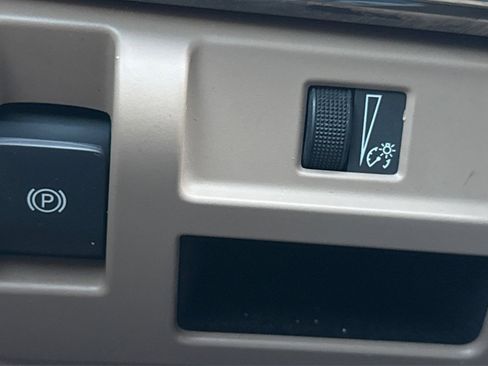 Used 2014 Cadillac CTS Luxury RWD image 38