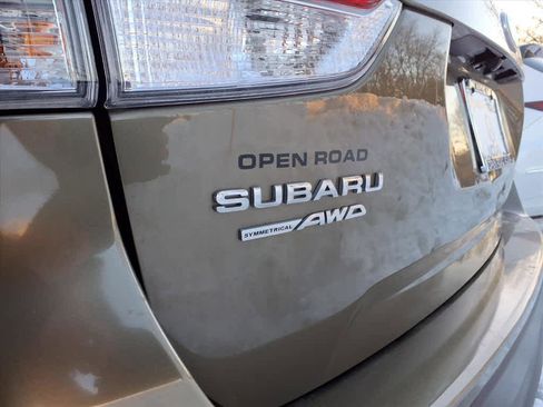 Used 2022 Subaru Forester Limited image 9
