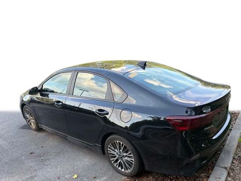 Used 2024 Kia Forte GT-Line w/ GT-Line Premium Package FWD image 13