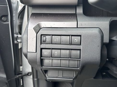 New 2025 Toyota 4Runner SR5 image 18