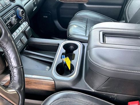 Used 2022 Chevrolet Silverado 3500 High Country w/ Z71 Off-Road Package image 17