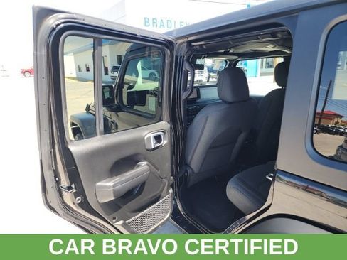 Used 2024 Jeep Wrangler Unlimited Sport AWD/4WD image 21