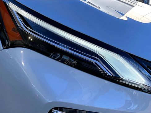 New 2026 Nissan Rogue Platinum w/ Tech Package image 13