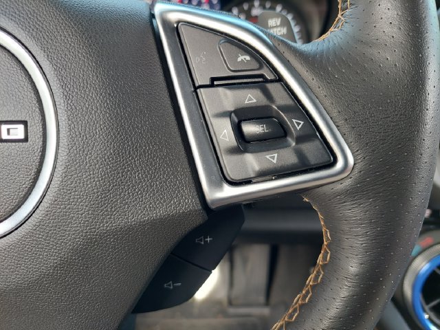 Used 2019 Chevrolet Camaro SS RWD image 34