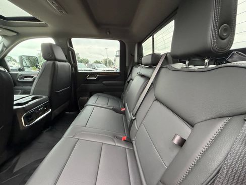 New 2026 GMC Sierra 3500 Denali w/ Denali Reserve Package AWD/4WD image 5
