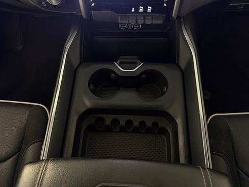 Used 2025 RAM 1500 Laramie w/ Sport Appearance Package AWD/4WD image 20