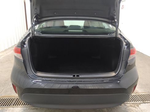Used 2024 Toyota Corolla LE FWD image 29