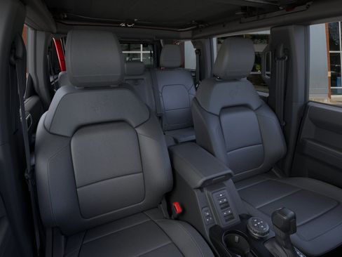 New 2026 Ford Bronco Badlands w/ Sasquatch Package AWD/4WD image 10