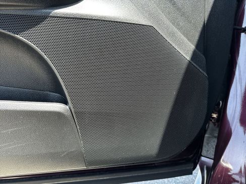 Used 2016 Toyota Avalon XLE FWD image 39
