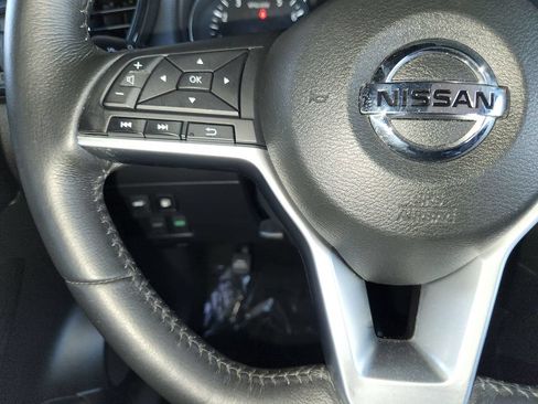 Certified 2018 Nissan Rogue SV w/ Premium Package FWD image 26