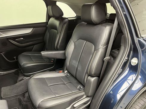 Certified 2025 MAZDA CX-90 3.3 Turbo w/ Preferred Package AWD/4WD image 12