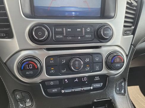 Used 2018 GMC Yukon XL SLT w/ Premium Edition AWD/4WD image 34