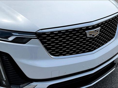 Used 2021 Cadillac XT6 Premium Luxury AWD/4WD image 36