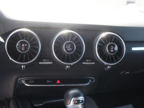 Used 2018 Audi TT 2.0T image 17